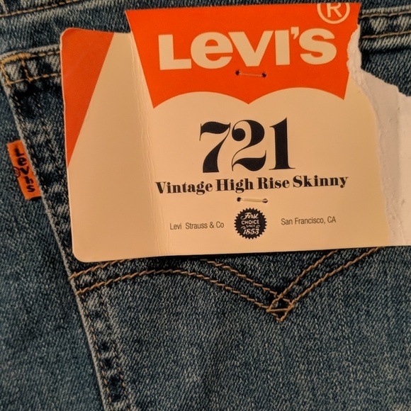 Levi's Orange Tab Denim Shorts - Picture 3 of 7